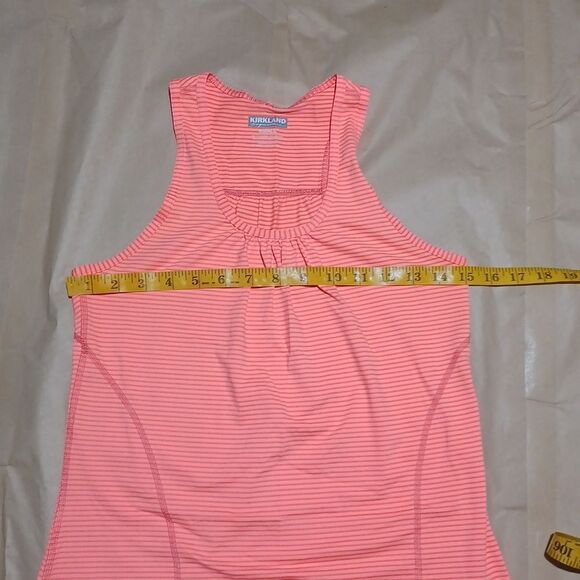 6257....Kirkland Signature Tank Top Size Small - Picture 6 of 7